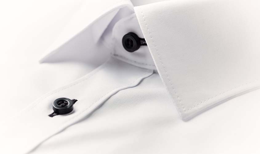 就活用の白シャツを選ぶ際の注意ポイント