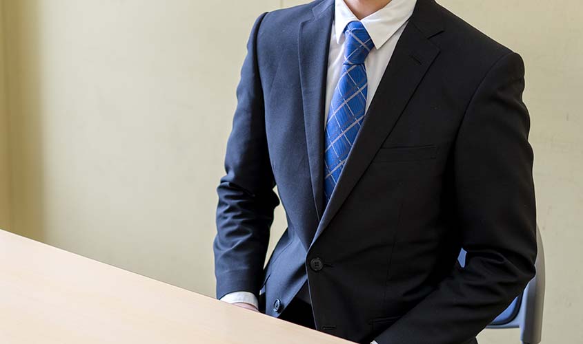就活用のネクタイの色柄